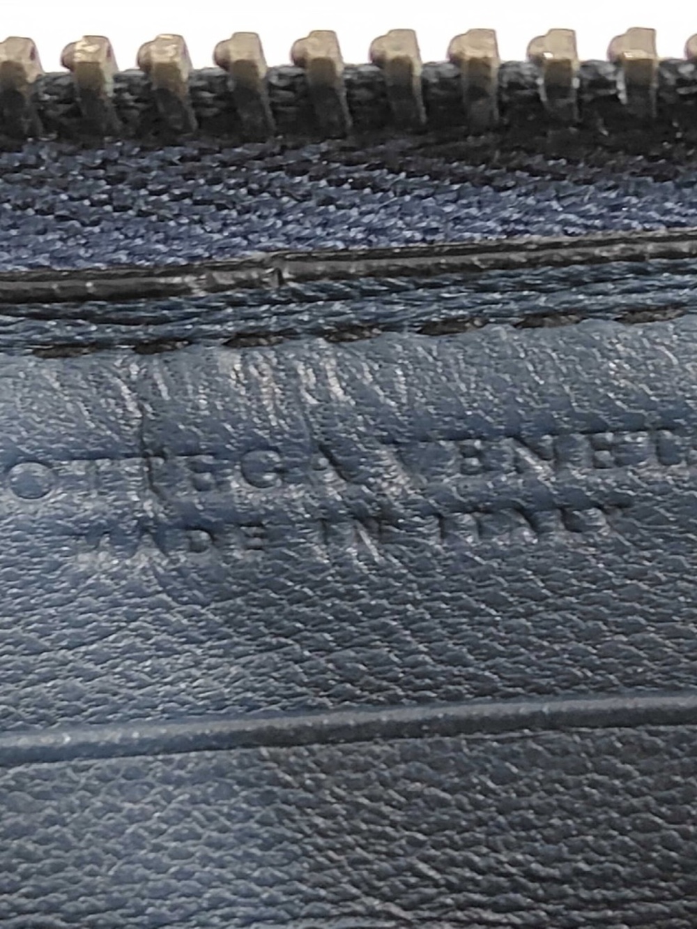 Bottega Veneta Blue Intrecciato Leather Zip Around Wallet - Picture 8 of 8